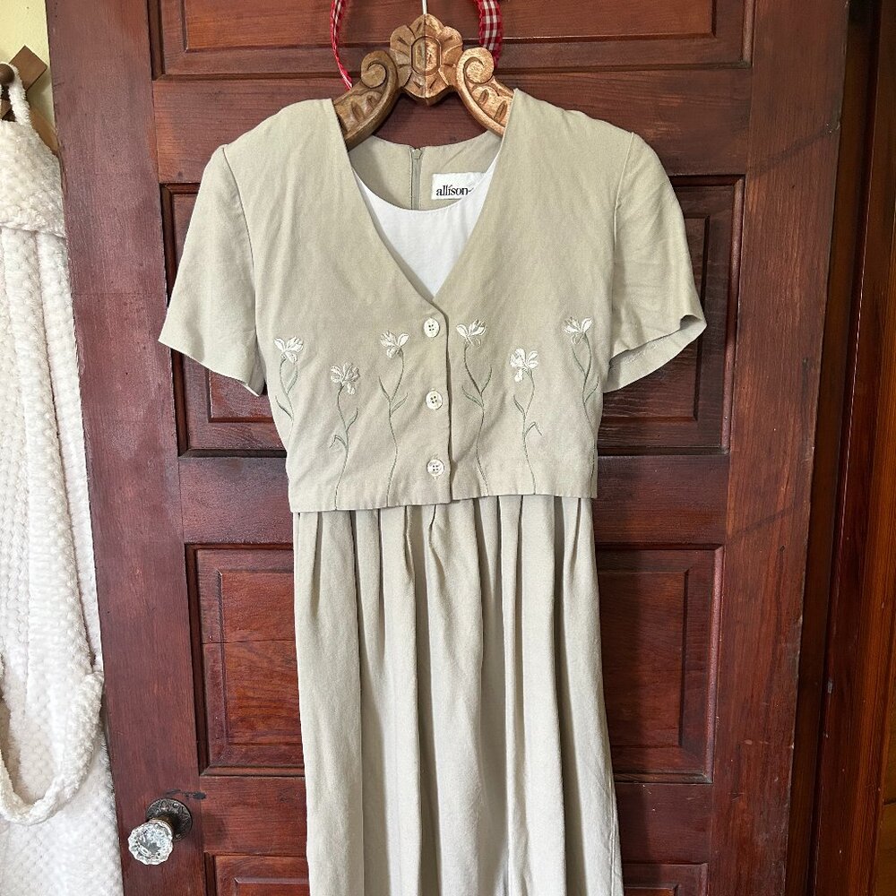 allison-che Vintage Green Floral Embroidered Dress